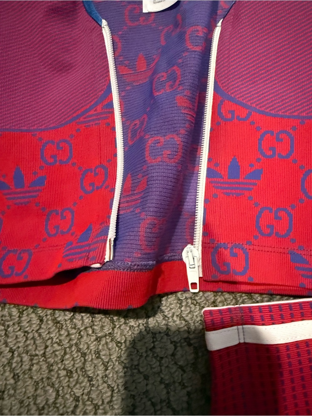 Gucci woman Red & Purple Cropped Logo Jacket - Picture 4 of 9